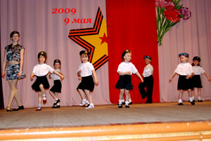     2  2009 